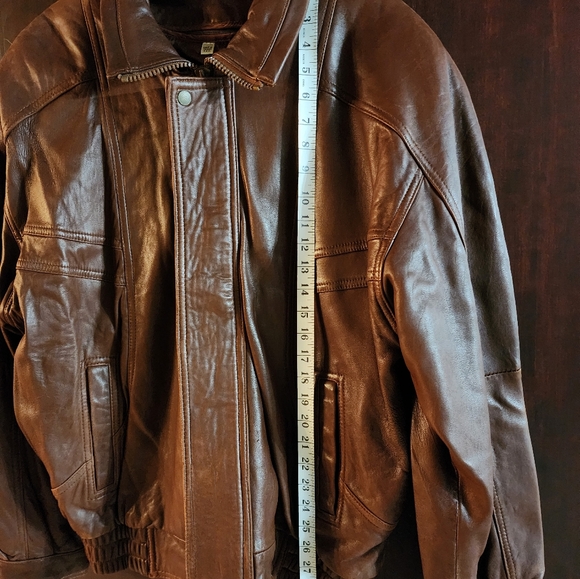 Men's Brown Leather Jacket - Picture 7 of 7